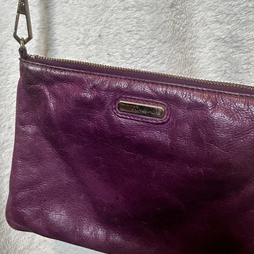 Rebecca Minkoff Purple Leather Crossbody Bag with Sleek Design - Picture 3 of 6